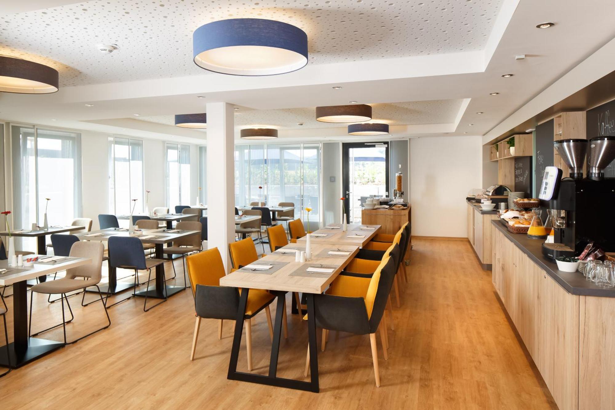 Homey! Hotel Regensburg Luaran gambar
